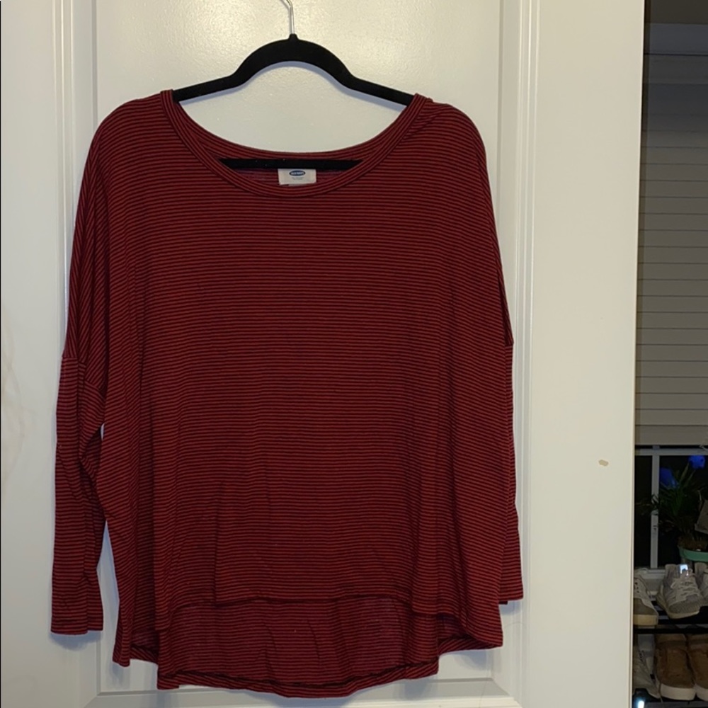 Thin long sleeve striped shirt